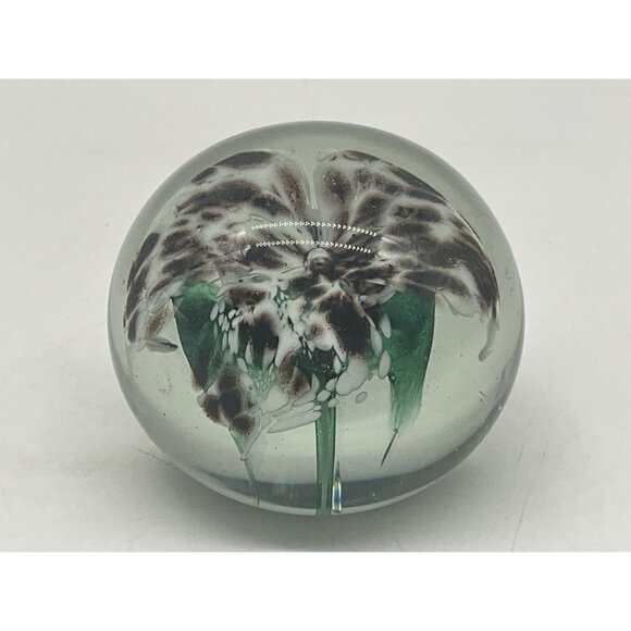 Hand Blown Glass Paperweight by The Glass Eye 1985 Etched Signed Floral Interior - Picture 9 of 16